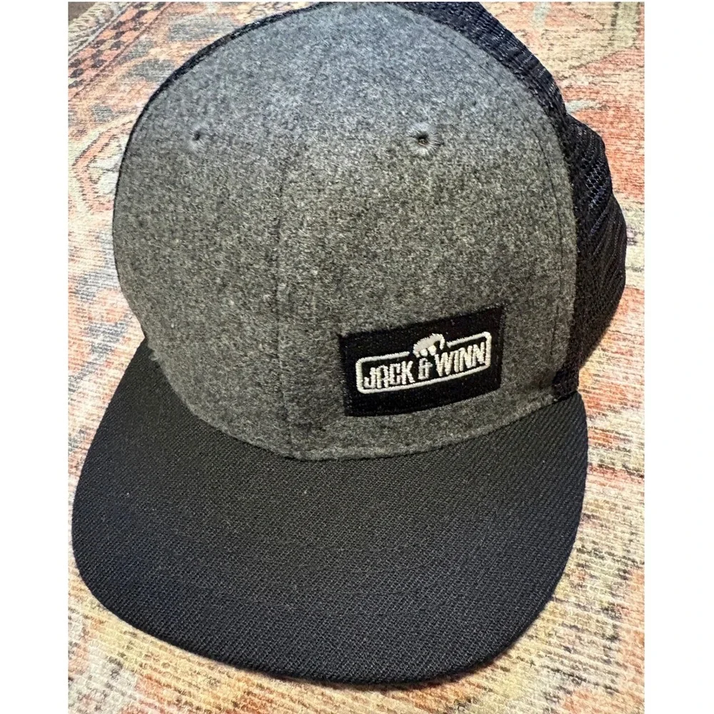 Jack & Winn Kids Trucker Hat Grey Black Wool Blend Snapback Cap | Size S
